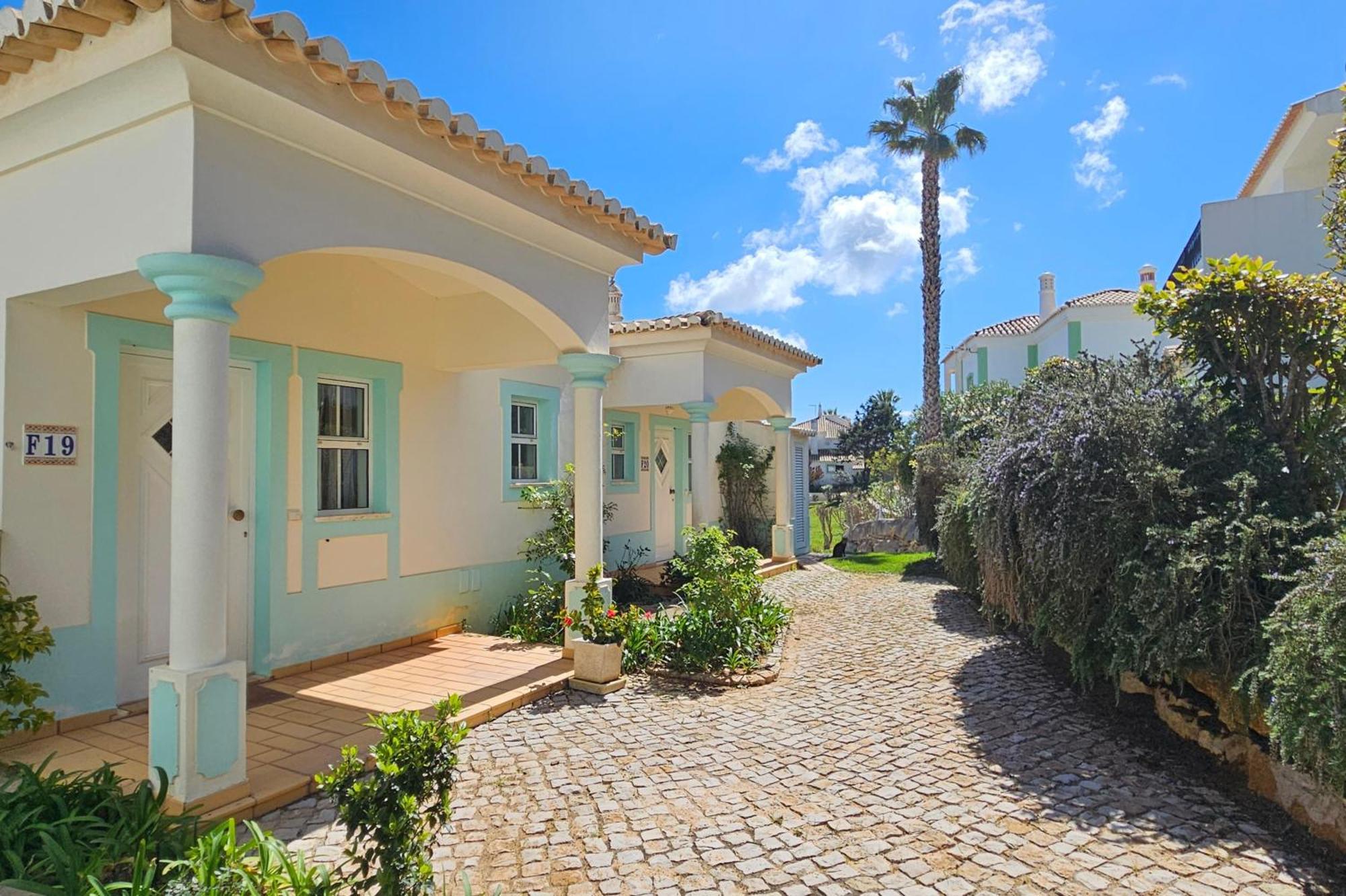 Quinta Da Floresta - Santo Antonio Villas, Golf & Spa Budens Dış mekan fotoğraf